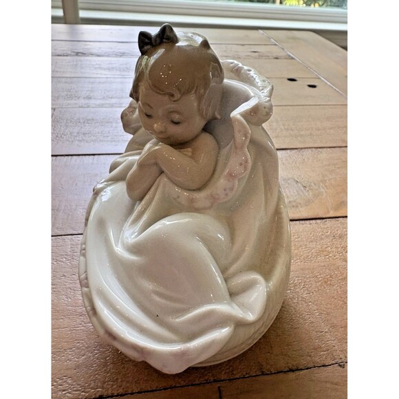 Lladro Figurine Comforting Dreams #6710 Used NOT PERFECT MISSING BIRD - Picture 7 of 14